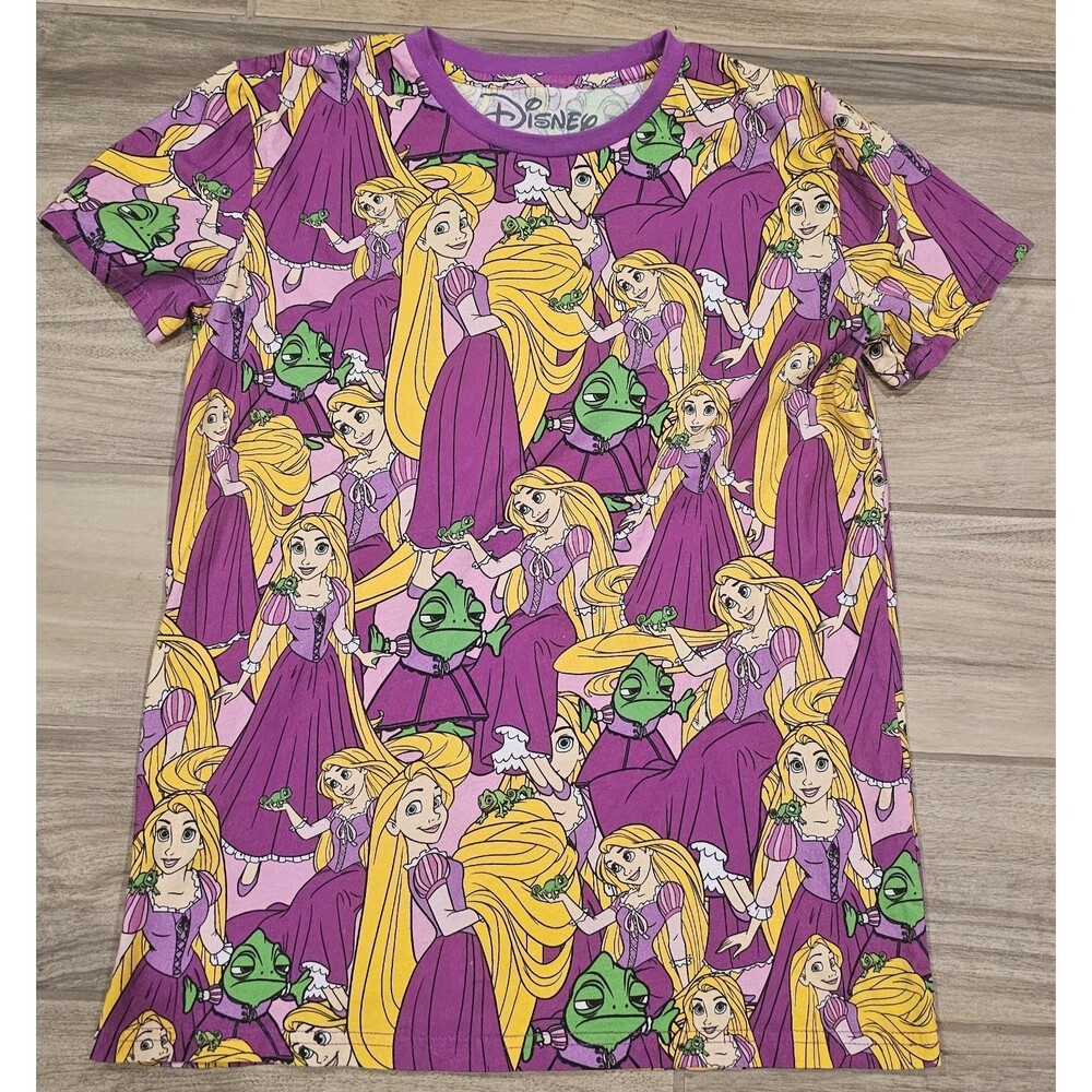 Cakeworthy Disney Rapunzel Pascal All Over Print AOP T-Shirt Sz small